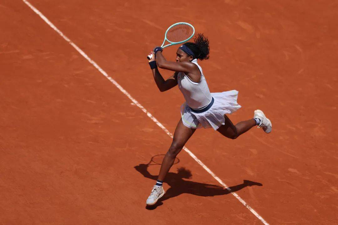 并不容易 并不容易