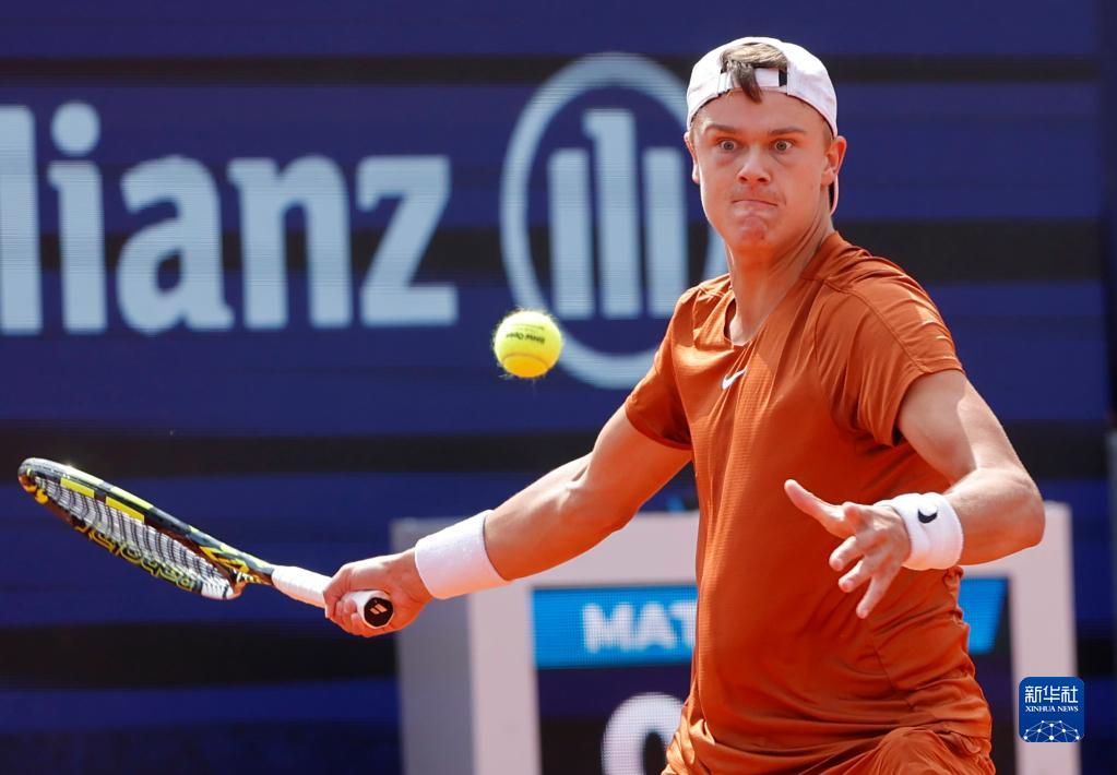 主力左后卫 主力左后卫